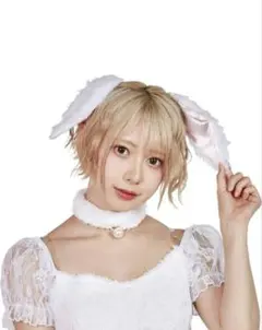 新品未使用　Party City けもみみピン ホワイトラビットのサムネイル