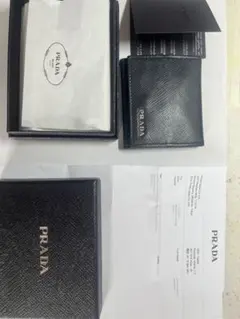 PRADA 三つ折り財布 ミニ財布 PRADA 財布 コインケース