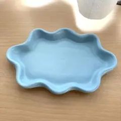 【ナチュラルキッチン】水色ウェーブトレー 陶器 アクセサリートレー 小皿 ブルー