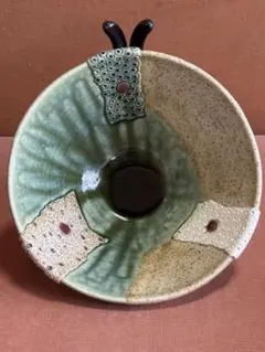 志野焼 林 正太郎 作 志野 鶴文 透かし 花入 共箱 栞付 美品 - メルカリ
