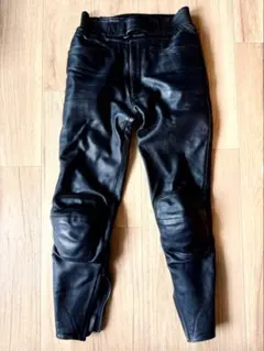 【名品図鑑】RS TAICHI パンチングレザーパンツ ブラック 本革 バイク 名品図鑑】RS TAICHI パンチングレザーパンツ ブラック 本革 バイク