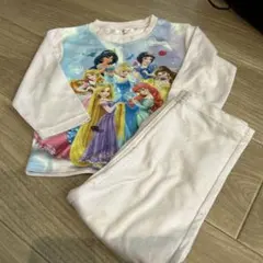 プリンセス　長袖　パジャマ　110cm