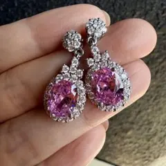 【高級感】人工ピンクダイヤ ドロップピアス 18K金メッキ 純銀針