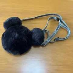 東京ディズニーリゾート ミッキー ファーショルダーバッグ　黒　パスケース