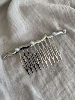 新品＊クレセントコーム　シルバー　パール　ヘアアクセサリー　結婚式　入学式