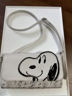 値下げしました。USJスヌーピー ショルダーバッグ　24時間以内匿名発送