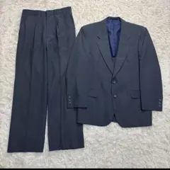 Item thumbnail for item 43690064-f4bc-49b8-9358-7597c5620a35