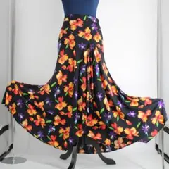 【美品 日本製 社交ダンス衣装】ブラック×花柄 CHACOTT スカート 黒