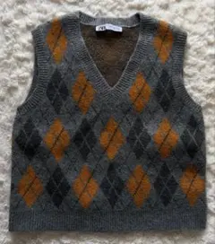 【未使用】ZARA アーガイル柄　ニットベスト M