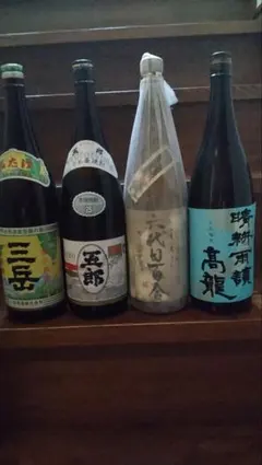 天狗櫻　新焼酎　黒天狗　紅椿　侍士の門 25度1800㍉㍑　本格芋焼酎4本セット 最終値下げ】天狗櫻新焼酎 黒天狗 紅椿 侍士の門 25度1.8㍑4本セット
