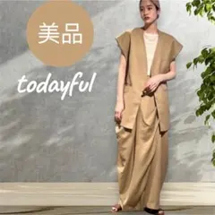 美品！Todayful トゥデイフル サテンオーバーベスト サイズ38 ベージュのサムネイル