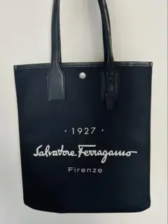 【超美品】フェラガモ トートバッグ ロゴ キャンバス レザー 近大モデル