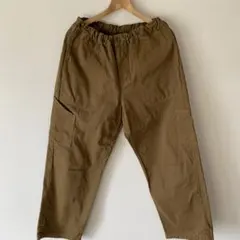 TIGRE BROCANTE カーキ色　100%コットン　カーゴパンツのサムネイル