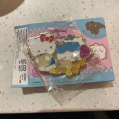 ちいかわサンリオ　ピンズコレクション　ハチワレ　キティ