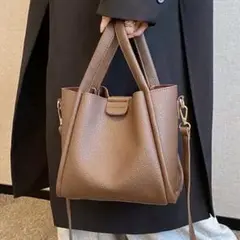 チョコレートブラウン ショルダーバッグ