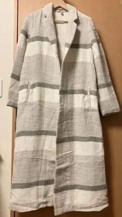 ZARA グレーとホワイトのボーダーロングコート　チェスターコート　春用