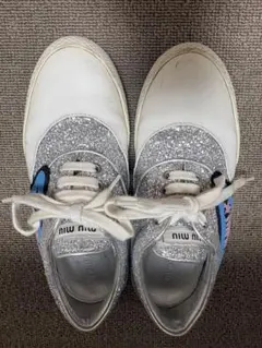 MIU MIU グリッター スニーカー シルバーのサムネイル