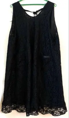 黒　総レースエプロン 前側　2ポケット付き　冠婚葬祭対応