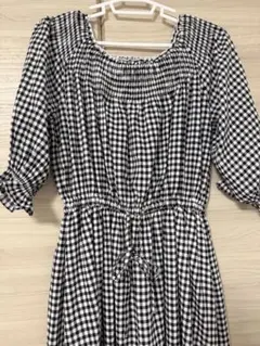 COLZAコルザ　オフショルダーロングワンピース　ギンガムチェック柄　フレア