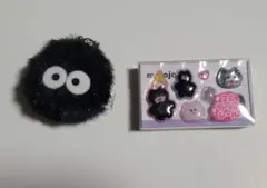 となりのトトロ まっくろくろすけ がま口ポーチ　キーホルダー&ミニちゅるシール
