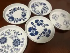青色花柄皿5枚セット