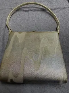 着物 バック 使用していません 保管をしていました 帯紐2本と帯枕を付けますね