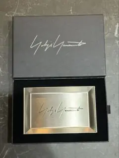 Yohji Yamamoto ロゴ入り トレイ 小物入れ - メルカリ
