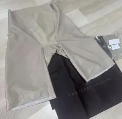 THE TREAT DRESSING シームレスガードル【S】