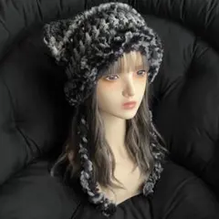 ぴ*子様 【ゲリラオークション】162ハンドメイド　猫耳ニット帽　紐付き　ラメ入