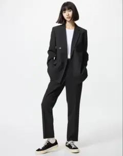 【新品・未使用】UNIQLO スマートアンクルパンツ ブラック　Mサイズ