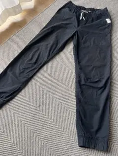 H&M ネイビーチノパン キッズ150㎝