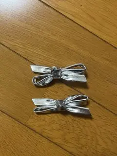 リボン ヘアピン ヘアクリップ シルバーカラー 2個セットのサムネイル