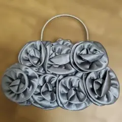 フラワーモチーフ グレー クラッチバッグ