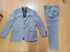 GUグレーカジュアルスーツ ジャケットとパンツのセットXLクリーニング済一度着