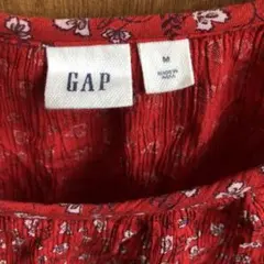 GAP小花柄　8分袖カットソーのサムネイル