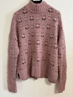 アメリカンイーグルアウトフィッターズ　ニット　ピンク