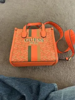 GUESS オレンジバッグのサムネイル