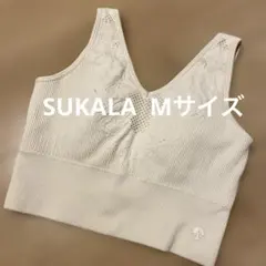 え*ー様 SUKALA Mサイズ アイボリー Vネック ブラトップ　ヨガウェア