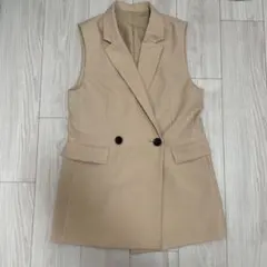 GU ジレ ベスト ベージュ ノースリーブジャケット 美品