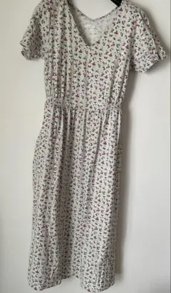 美品 ユニクロ UNIQLO ポール & ジョー フレアワンピース（半袖) M