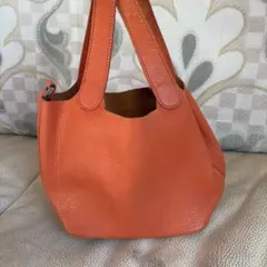 Item thumbnail for item 107e08a1-74f2-4bf8-967b-a52695a6ab6a