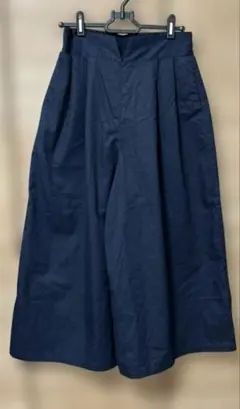 美品★スカーチョ　ガウチョパンツ★フリーサイズ　紺色