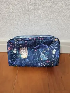 【美品】LeSportsac レスポートサック　ポーチ　トトロ