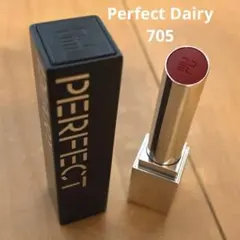 ほぼ新品　リップ　口紅　perfect diary 赤リップ　コスメ　箱ありのサムネイル