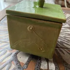 置物　小物入れ