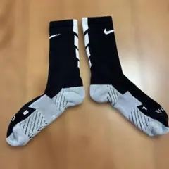 NIKE DRY-FIT スポーツソックス Mのサムネイル