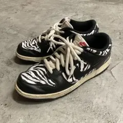 NIKE SB クォータースナック　ダンクロー　OG QS ゼブラケーキのサムネイル
