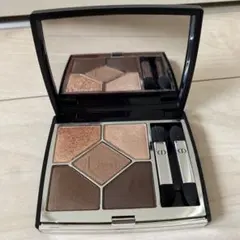 Dior サンククルール　559番