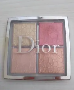 Dior ハイライトパウダー 004 ローズゴールド