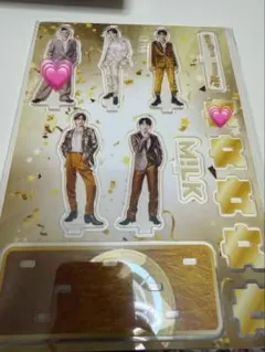 2026年最新】アクリルスタンドの人気アイテム - メルカリ